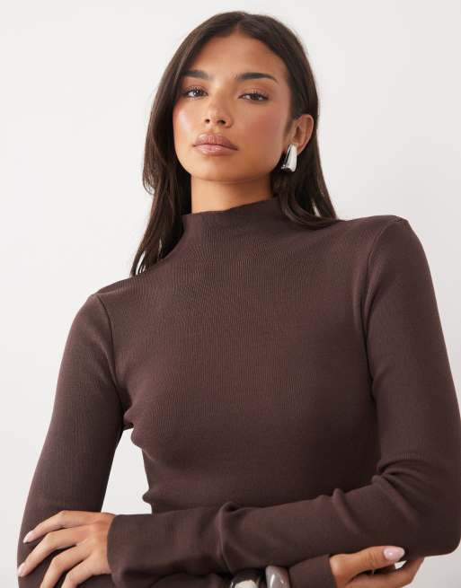 Pretty Lavish flared sleeve knit midaxi dress in chocolate, 3 of 4
