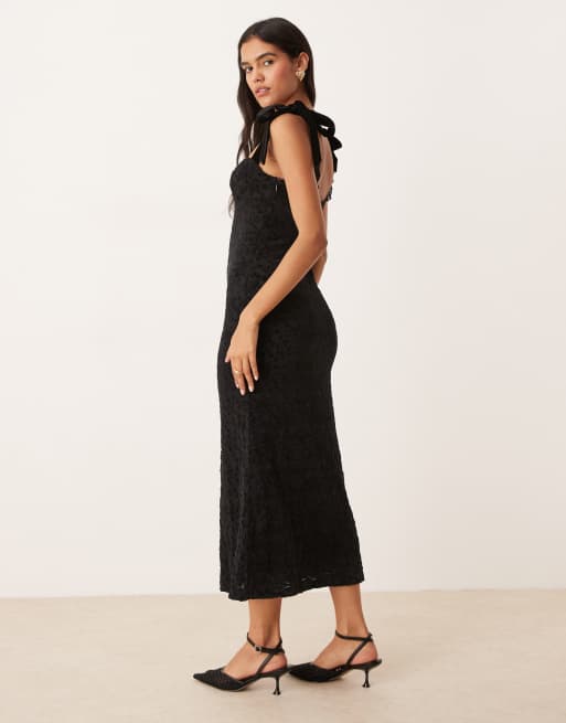 Pretty Lavish floral lace velvet bow shoulders sweetheart neck midaxi dress  in black