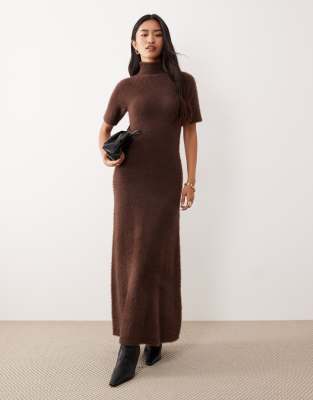 Pretty Lavish fluffy knit turtle neck short sleeve maxi