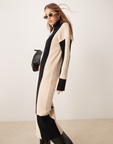 Pretty Lavish - Gebreide gestreepte hoogsluitende maxi-jurk in zwart-wit - view 1