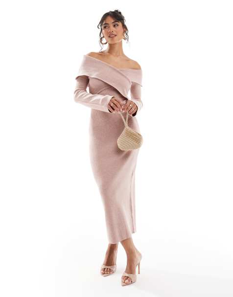 Pretty Lavish - Gebreide midaxi bardotjurk met gekruist detail in roze - view 1