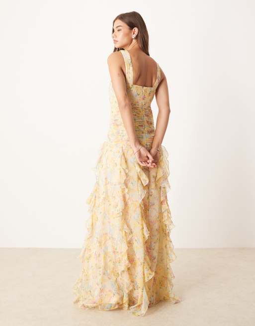 Pretty Lavish – Gerüschtes Maxikleid mit tief angesetzter Taille und hellem abstraktem Blumenmuster, 4 von 4