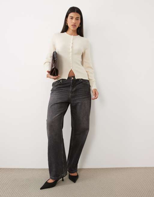 Pretty Lavish gilet en maille boutonné à la taille couleur crème, 2 de 4