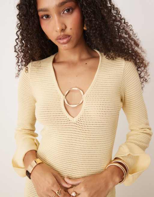 Pretty Lavish gold hardware crochet knit midaxi dress in lemon, 4 of 4