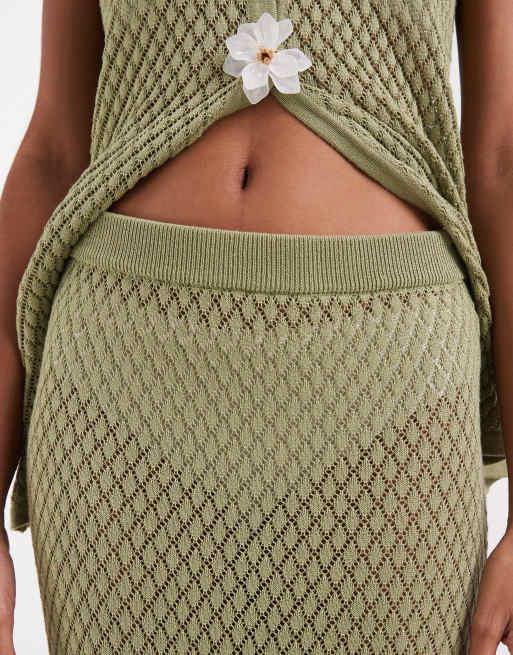 Pretty Lavish - Gonna lunga traforata verde con spilla fiore in coordinato, 5 di 5