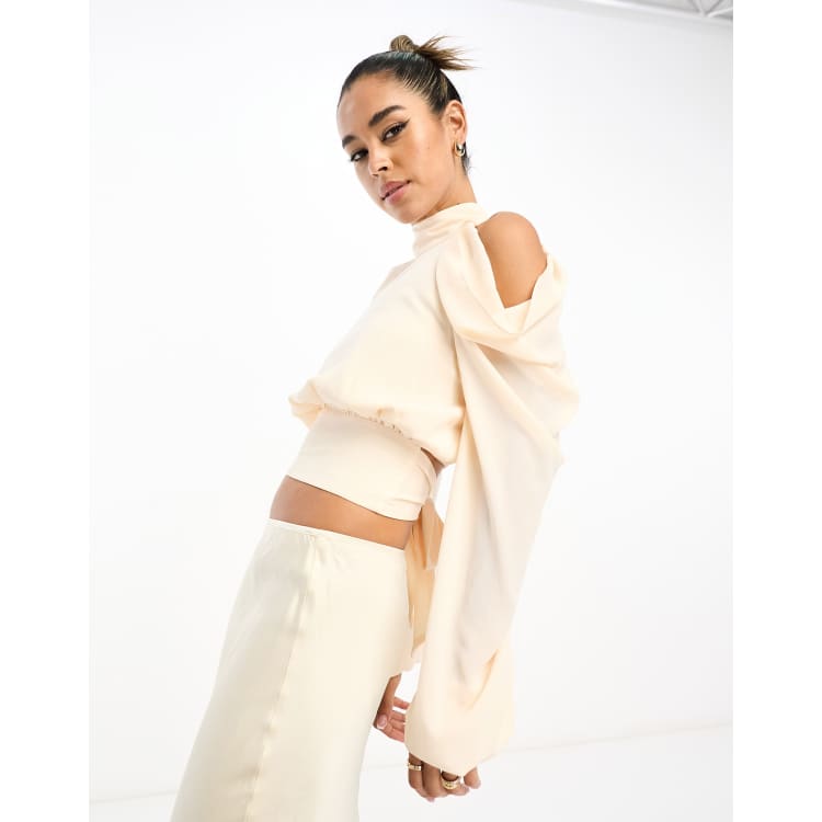 Off shoulder blouse with sleeves online cutting