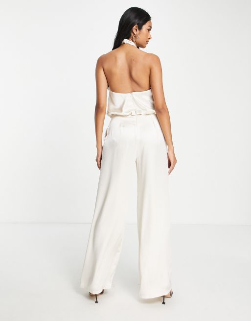 Pretty Lavish - Hvidt jumpsuit i satin med snoet hals, 3 af 4