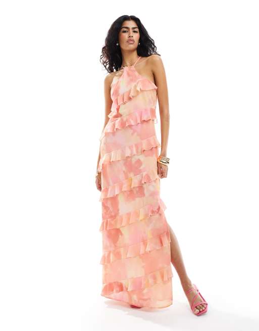 Pretty Lavish – Katy – Sukienka maxi z falbankami i rozcięciem w różowy kwiatowy wzór