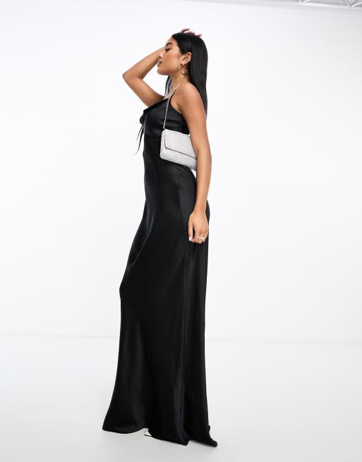 Pretty Lavish – Keisha – Czarna satynowa sukienka maxi, 4 z 4