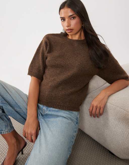 Pretty Lavish knit ribbed crew neck short sleeve top in chocolate, 2 of 4