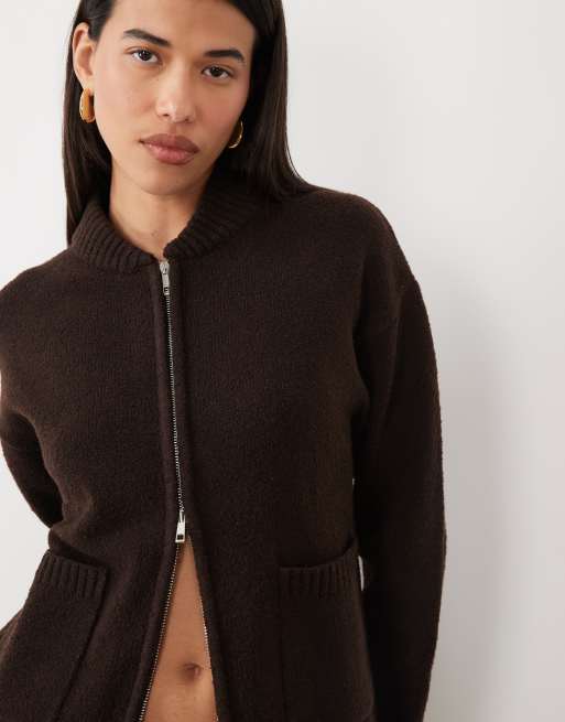 Pretty Lavish knit zip down bomber jacket in chocolate, 3 of 4