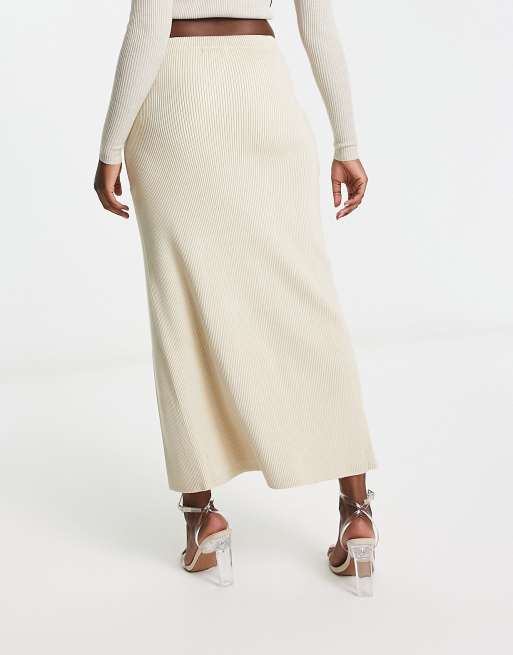 Knitted shop beige skirt