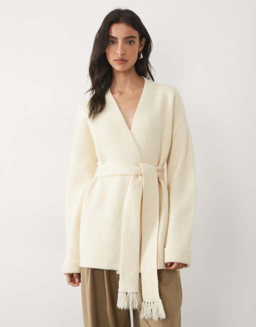 Pretty Lavish knitted wrap tie detail cardigan in cream, 2 of 4