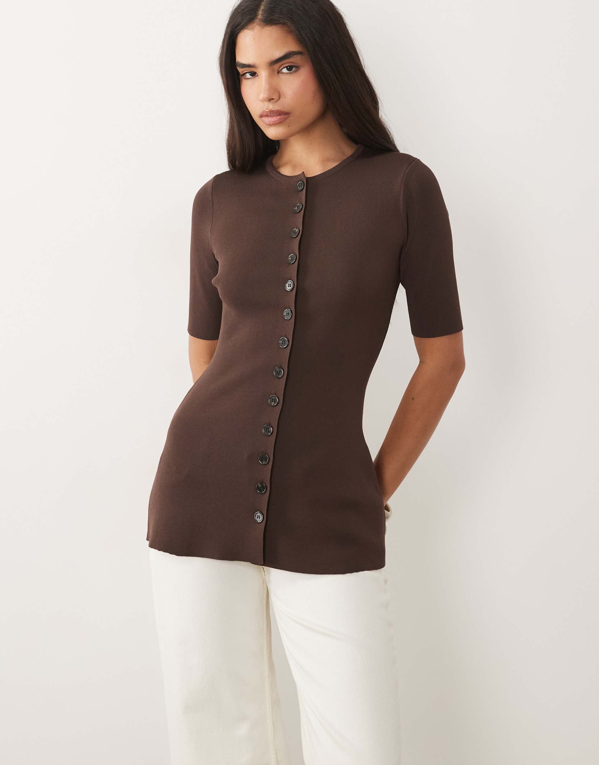 pretty lavish lilah knit scoop neck longline top in chocolate
