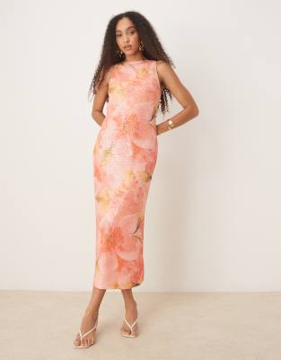 Pretty Lavish – Lilou – Maxikleid in Rosa mit Paillettenbesatz und Blumenmuster - view 1