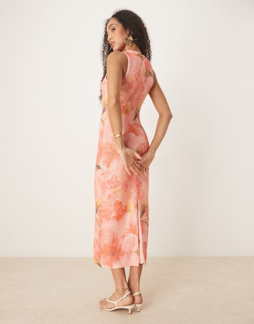 Pretty Lavish Lilou printed sequin maxi dress in pink floral | ASOS