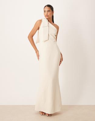 L'invitée - Robe longue asymétrique en crêpe à détail naud - Crème-Blanc 38