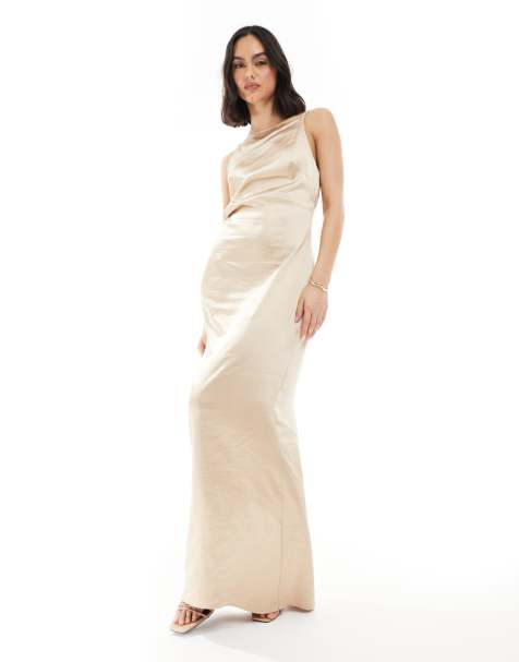 Pretty Lavish - L'invitée - Robe longue en satin à encolure bateau - Doré mat - view 1