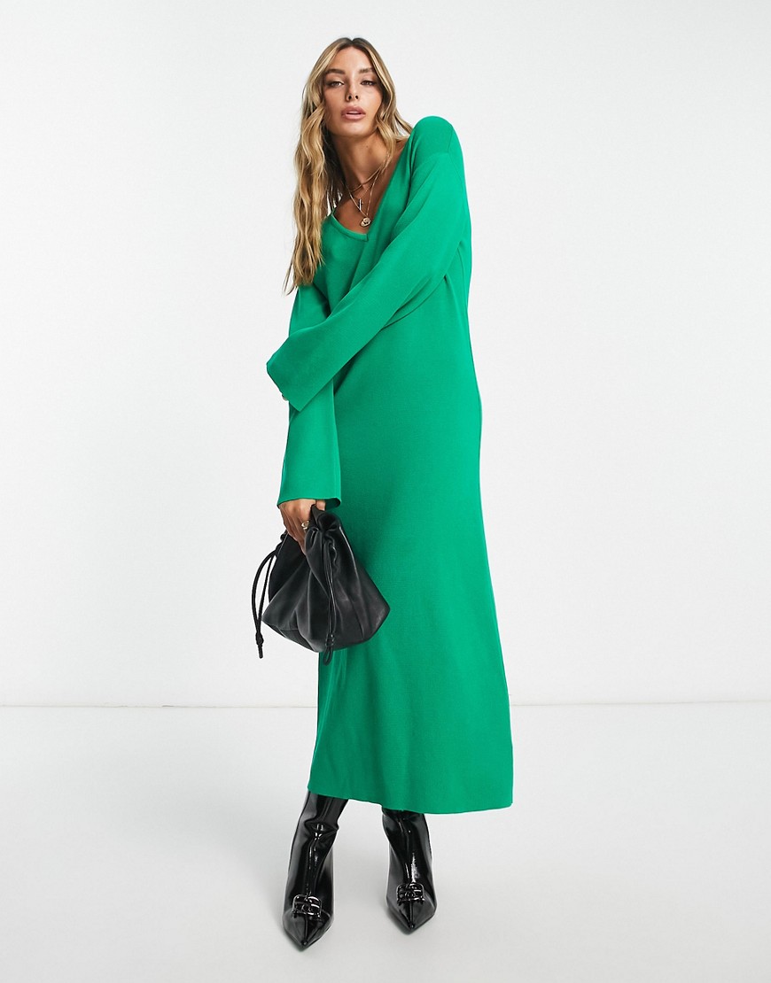 Pretty Lavish long sleeve knitted midi dress in emerald-Green