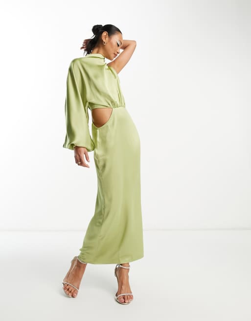 Pretty Lavish – Maxi-Brautjungfernkleid aus Satin in Olivgrün mit einem Ärmel