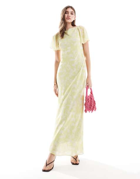 Pretty Lavish - Maxi jurk met fladdermouwen in sorbetkleur - view 1