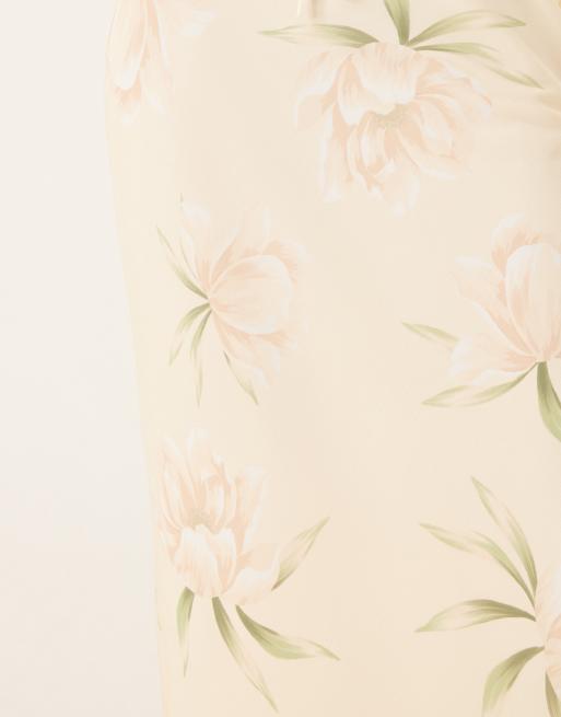 Pretty Lavish - Maxi rok van getextureerd chiffon in crème met bloemenprint, deel van co-ord set, 3 van 5