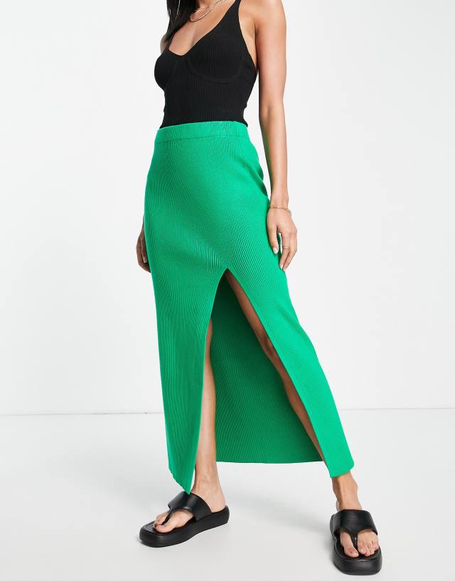 Pretty Lavish - midaxi knit skirt co-ord with slit in bright emerald