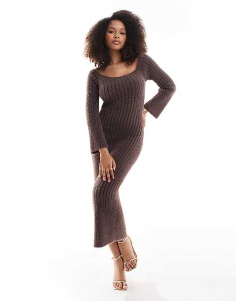 Pretty Lavish – Midaxi-Strickkleid in Schoko-Pflaumenbraun - view 1
