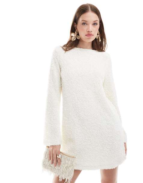 Pretty Lavish - Mini-jurk met versiering en strik op de achterkant in crème - view 1