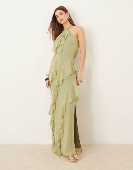 Pretty Lavish – Oliwkowa fakturowana sukienka maxi z satyny z falbankami