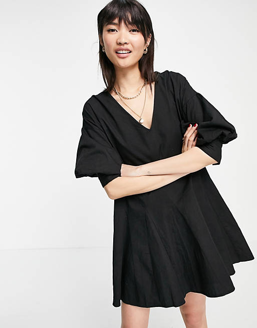 Pretty Lavish cotton balloon sleeve mini smock dress in black - BLACK