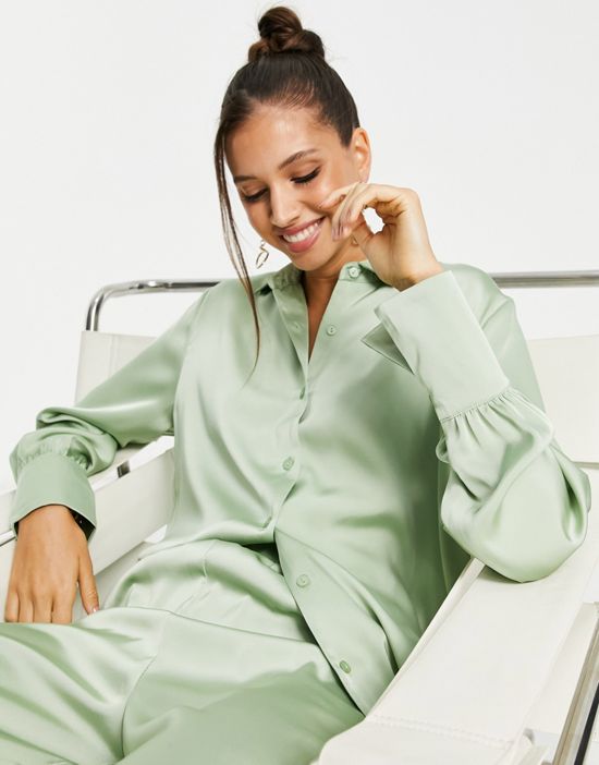 https://images.asos-media.com/products/pretty-lavish-oversized-satin-shirt-in-mint-part-of-a-set/202094801-1-mint?$n_550w$&wid=550&fit=constrain