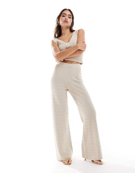 Pretty Lavish - Pantalon d'ensemble évasé en maille crochetée - Beige - view 1