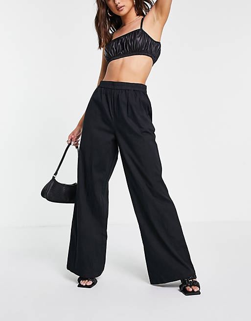 Pretty Lavish - Pantaloni comodi neri con elastico in vita in coordinato