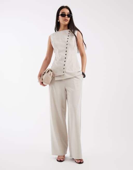 Pretty Lavish - Pantaloni sartoriali color pietra in coordinato