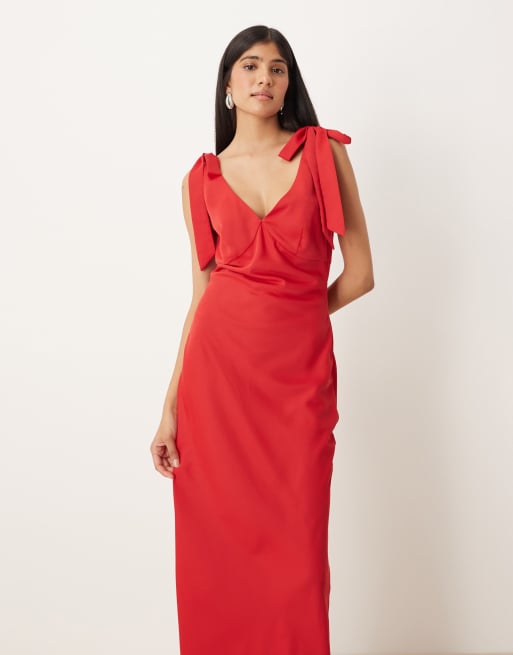 Pretty Lavish - Piper - Maxi jurk met strikken op de schouders in rood, 4 van 4