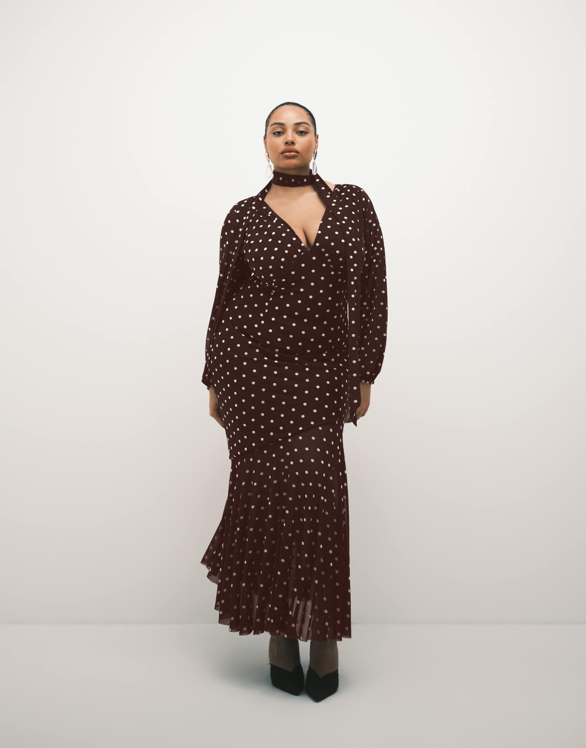 pretty lavish plus mesh scarf v-neck maxi dress in brown polka dots