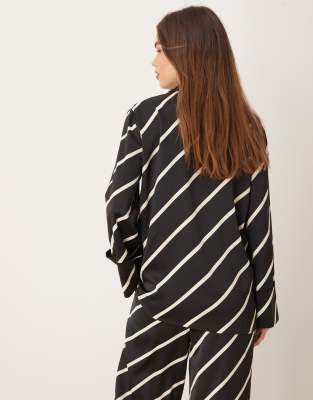 Pretty Lavish Relaxed Shirt Stripe In Multi