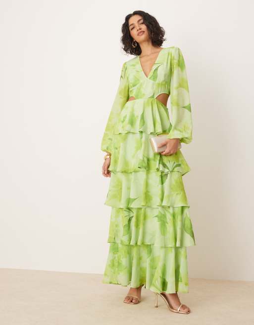 Pretty Lavish - Robe longue à volants étagés avec découpes - Citron vert imprimé fleurs