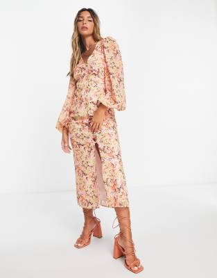 Pretty Lavish - Robe longueur mollet à manches ballon - Imprimé fleurs abstrait