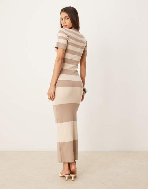 Pretty Lavish - Robe longueur mollet en maille avec manches courtes - Taupe/beige, 3 de 4