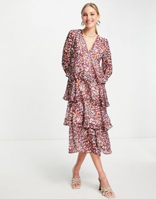 Robes Pretty Lavish - Robe mi-longue à volants et décolleté plongeant - Rose imprimé