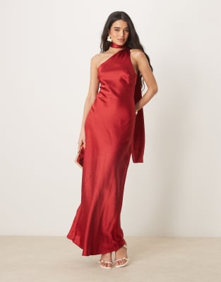 Pretty Lavish - Satin-Maxikleid in Rot mit Schal-Ausschnitt