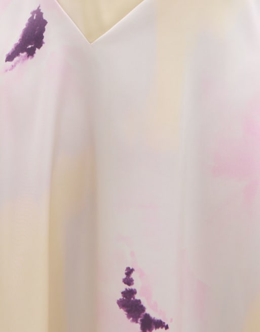 Pretty Lavish satin one shoulder maxi dress in lemon floral print, 3 of 4
