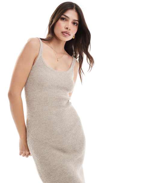 Pretty Lavish – Schmal geschnittenes Midaxikleid in Taupe, Kombiteil - view 1