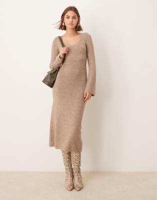 scoop neck knit midaxi dress in soft brown