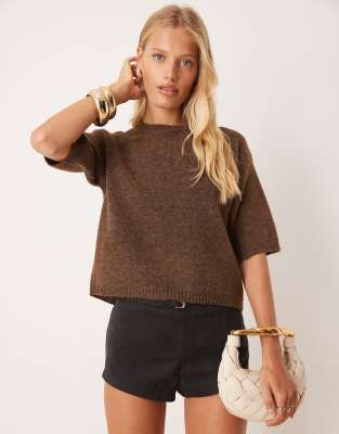 Pretty Lavish short sleeve button knit top in chocolate-Brown