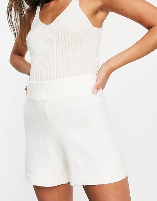Women Pretty Lavish soft knit shorts co-ord in cream 