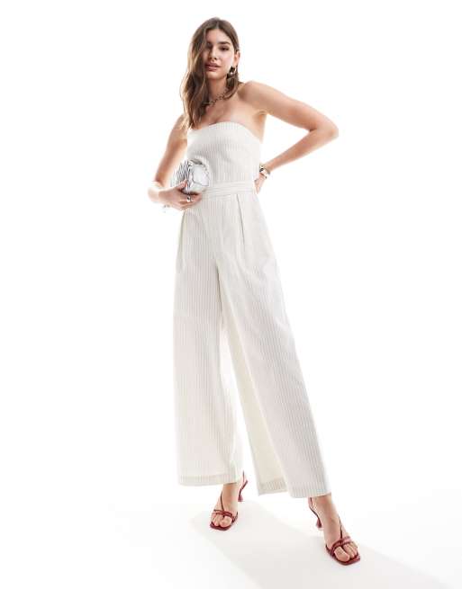 Pretty Lavish - Stropløs jumpsuit med lommer og cremefarvede striber