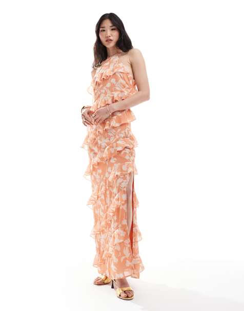 Pretty Lavish – Sukienka maxi z falbankami i dekoltem halter w kolorze terakoty w kwiatowy wzór - view 1